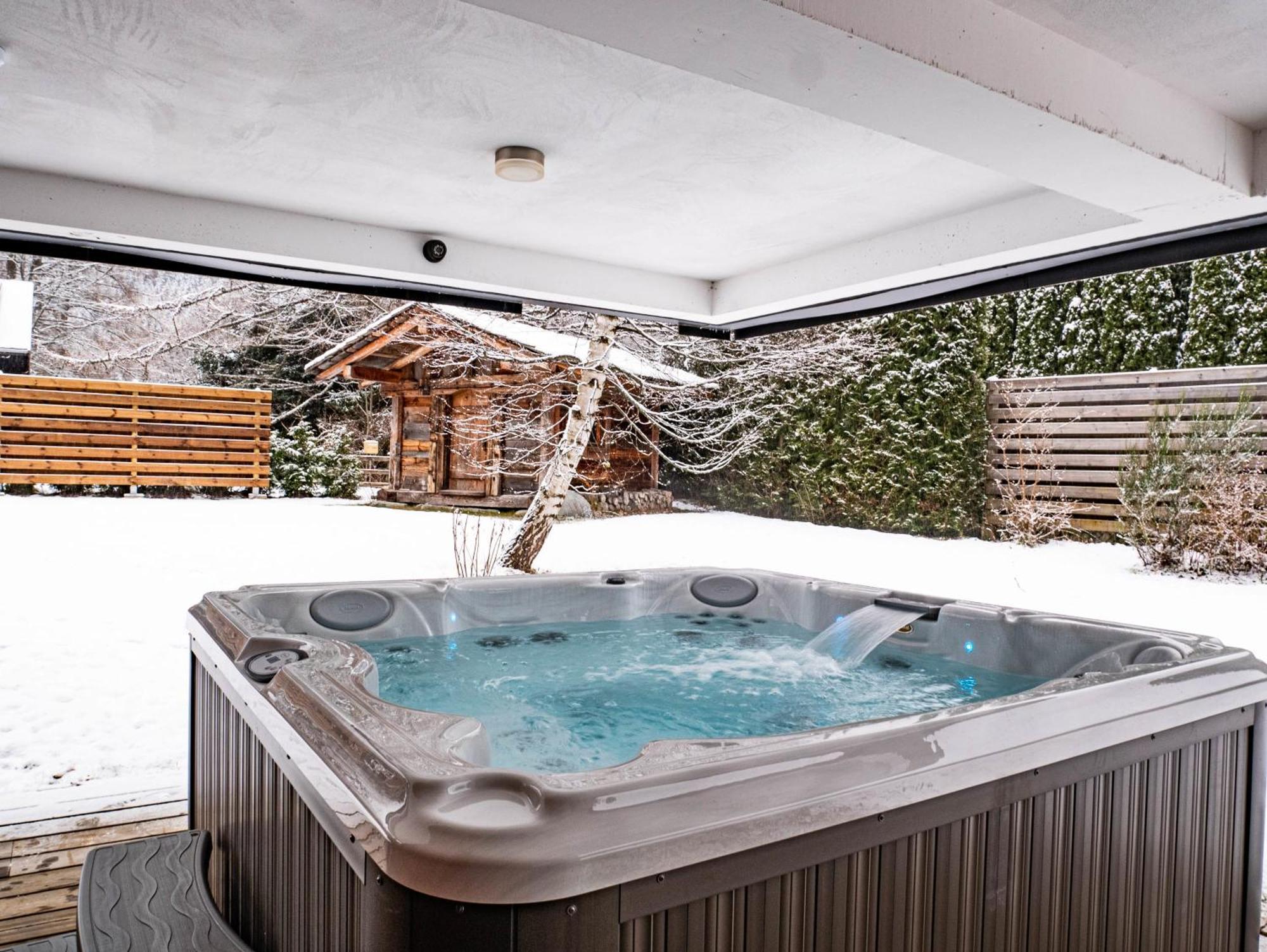 Bonami 450 M2 Salle Cinema Jacuzzi Hammam Chalet *