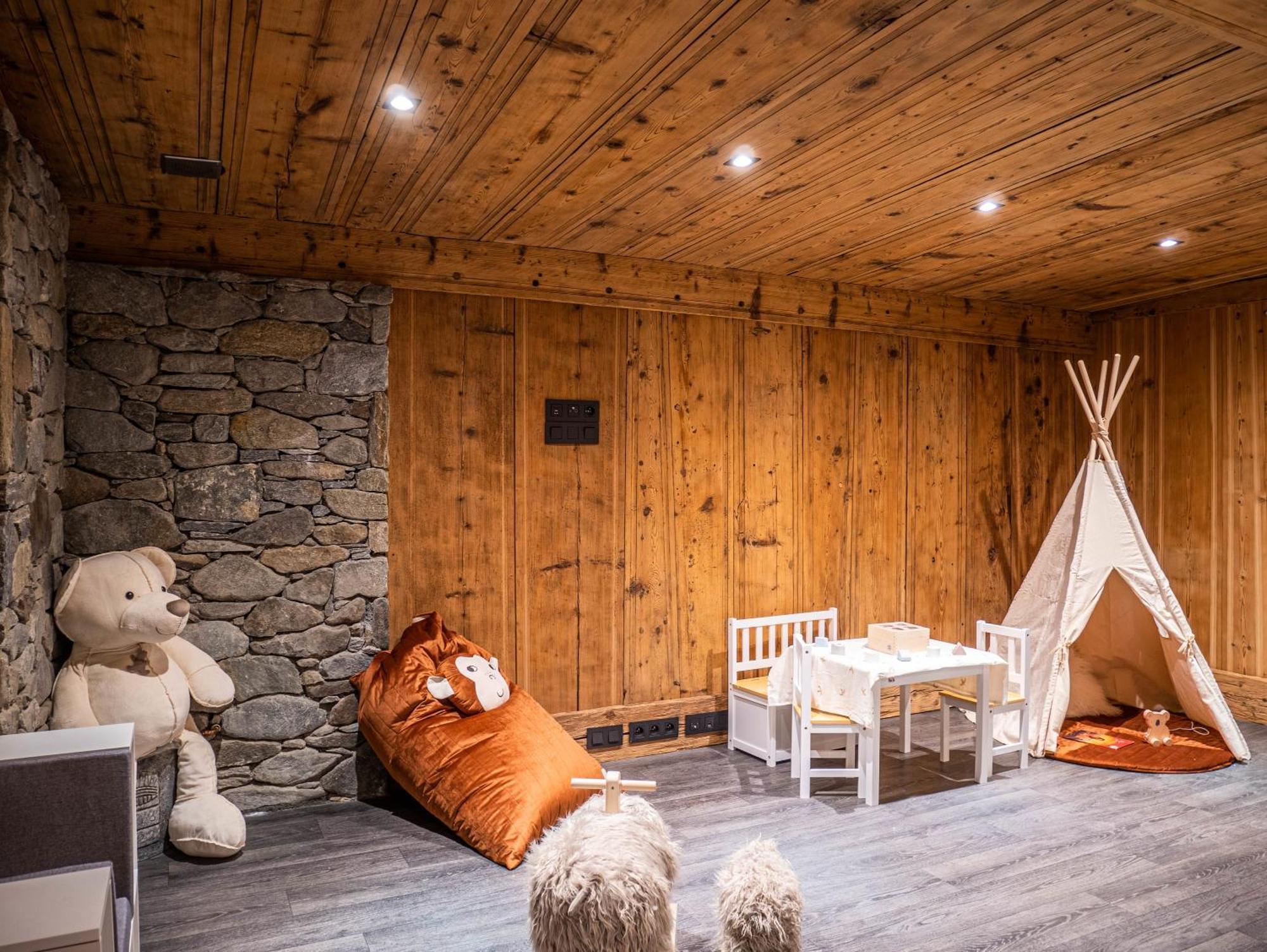 Chalet Bonami 450 M2 Salle Cinema Jacuzzi Hammam *